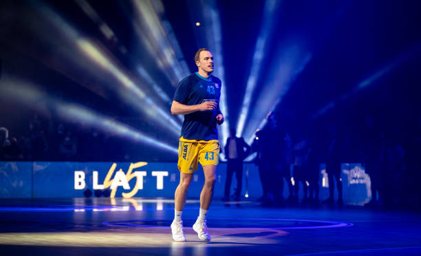 下降了接近 下降了接近